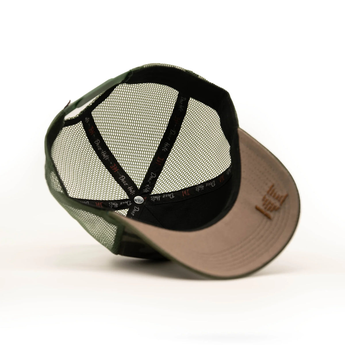 Camo QH Curved Brim Trucker