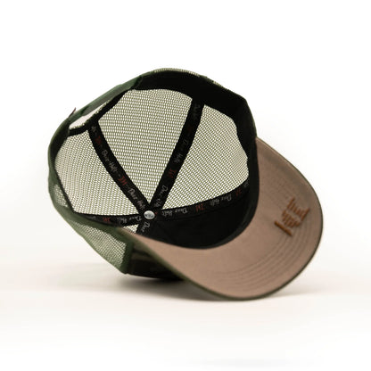 Camo QH Curved Brim Trucker
